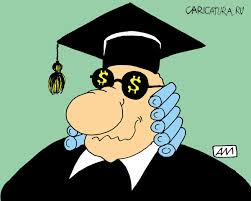 Жулик в черной мантии