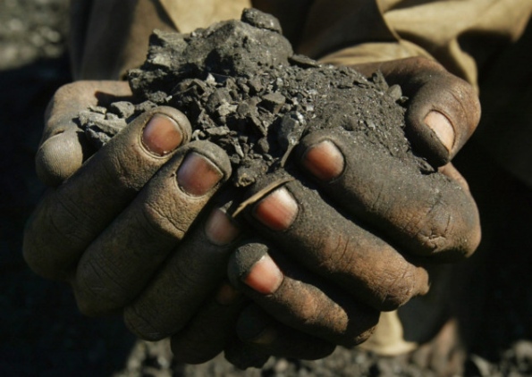 Шахтерским семьям