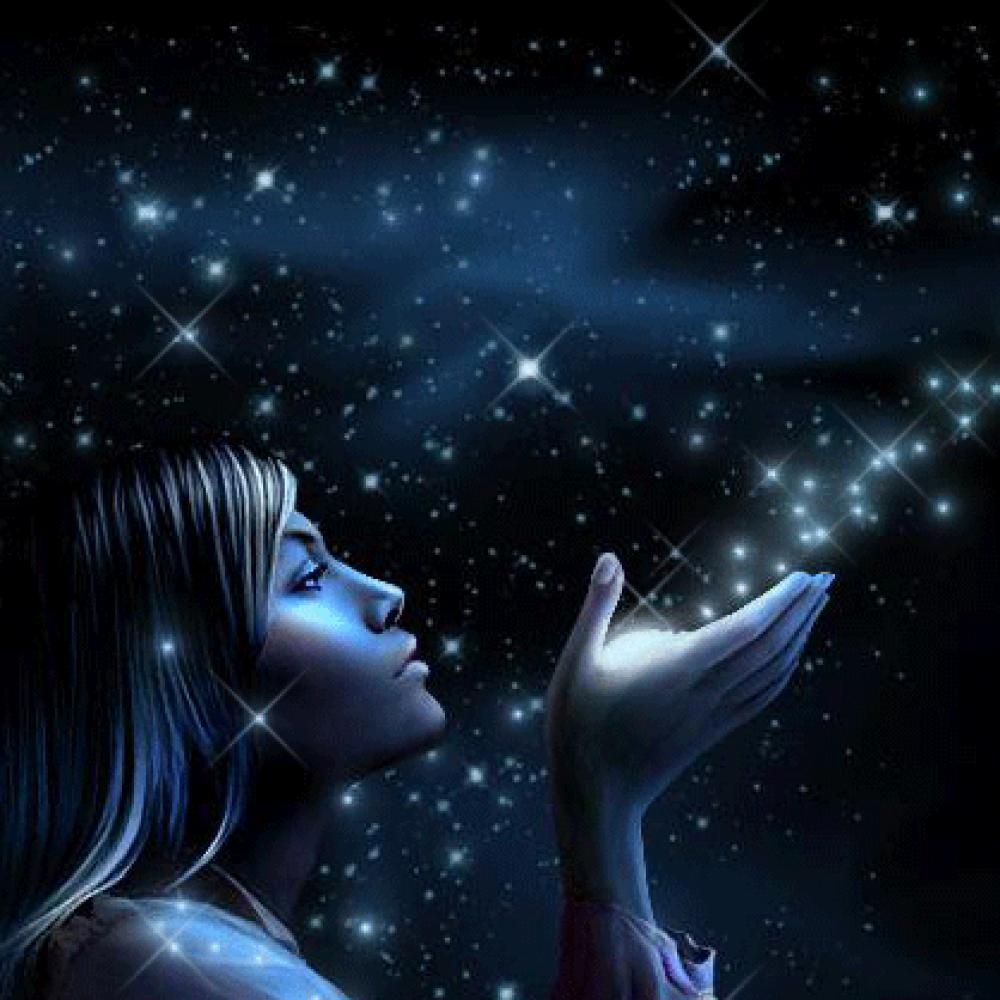 На Тихо крадётся ступеньками ночь