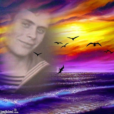 С днём тельняшки!