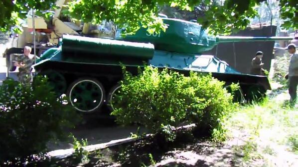 Два памятника