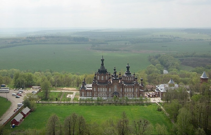 Шамордино Казанский храм внутри