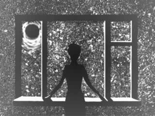 Девочка в окне