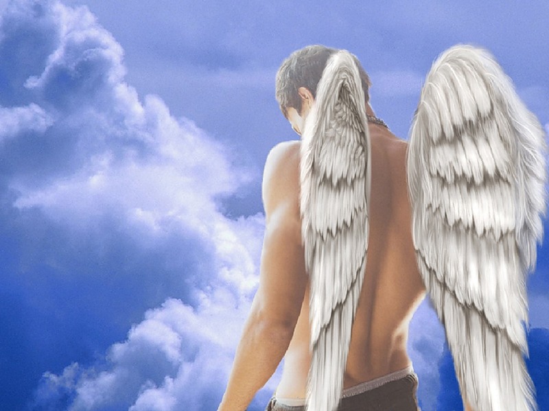 Изображение ангела хранителя с крыльями