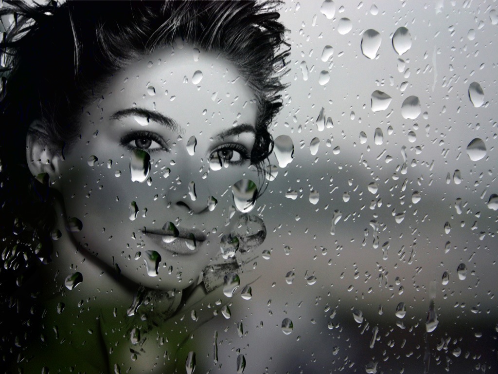 Звезды стекают по твоей коже. Девушка за мокрым стеклом. Мокрое окно. Слёзы в Дожде. Девушка с каплями.