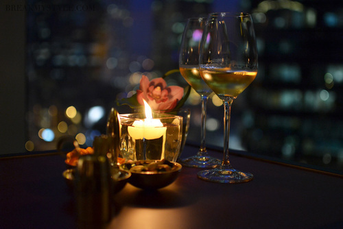 Горит свеча