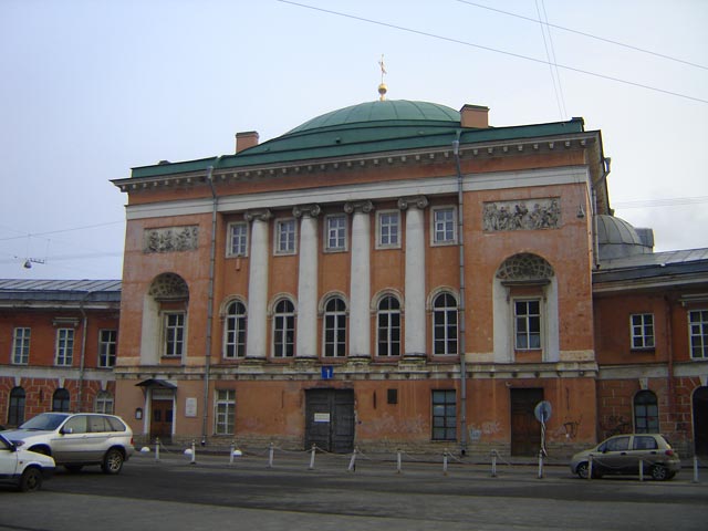 Не нам судить их путь мирской... Пушкин