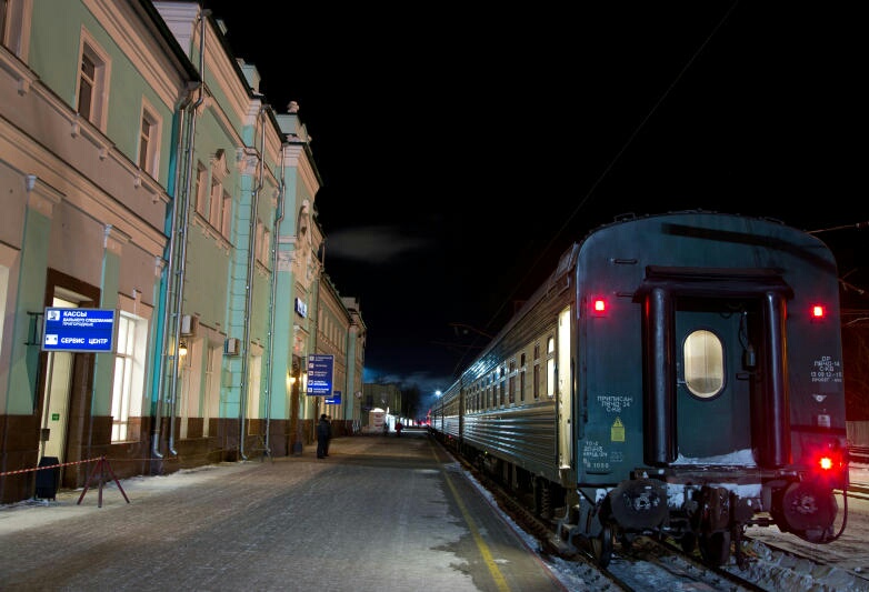 Вокзал в грязях