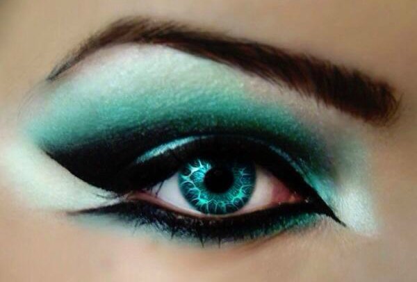 Я хочу познать твоих глаз глубину!