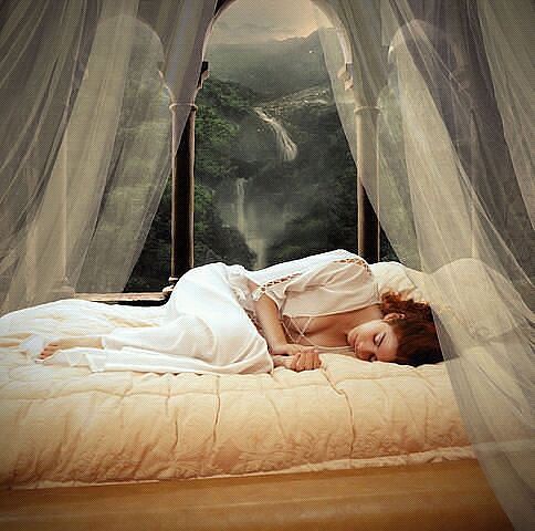 Сегодня не горят дрова в камине...