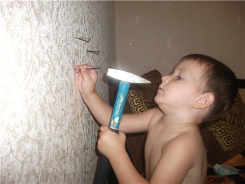 Талантов нет и сам, как ржавый гвоздь!