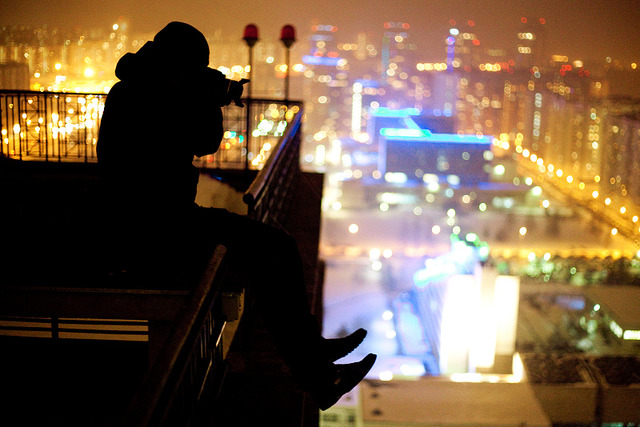 Я здесь живу как сказочный прохожий