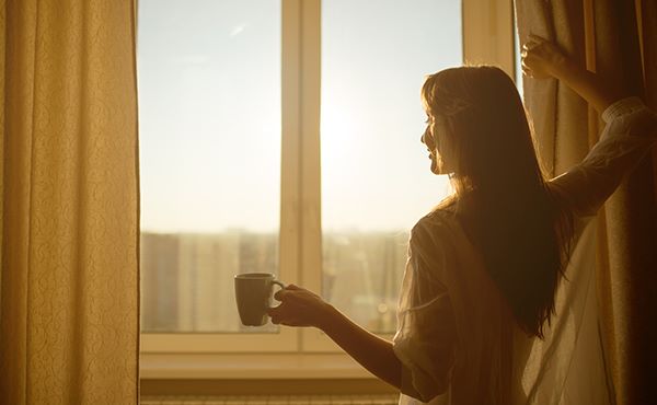 Неясно слышу голоса