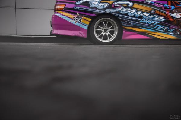 Смотрю на тебя с восхищением