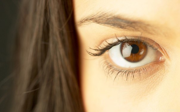 цвета чайного...