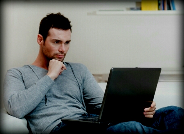 Иллюзий с коньяком вкусивши чарку