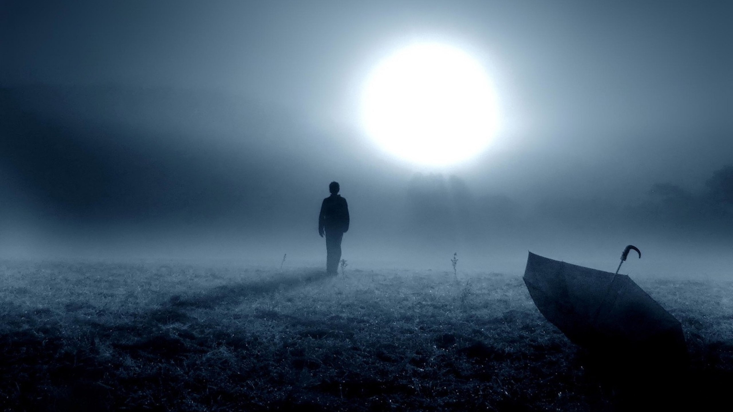 Alone keys. Eat alone. Alone keys. Alone keys. Обои с надписью alone.