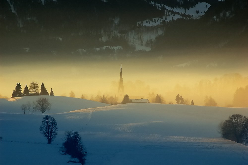 Буря воет и грохочет