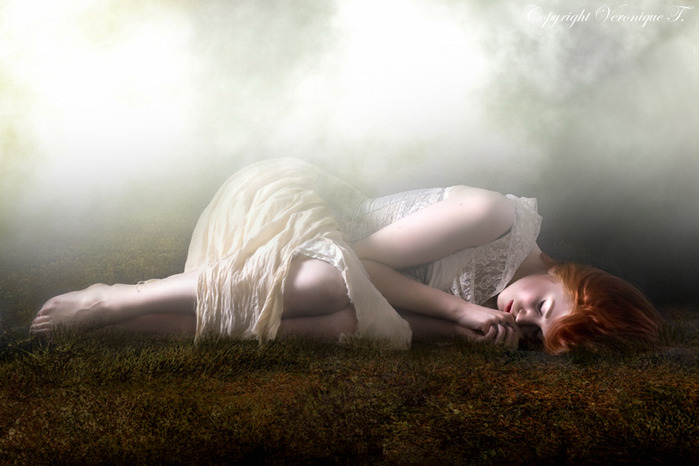 Тает пусть нарисованный мир