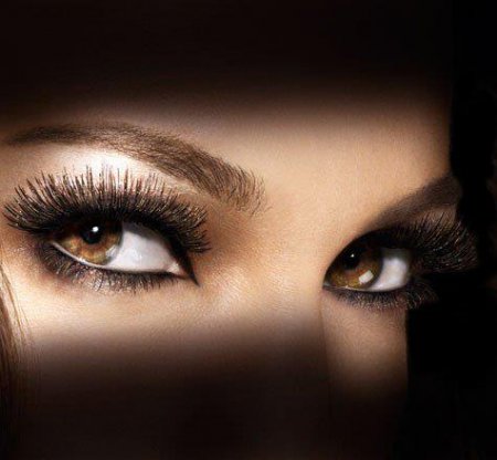 Презрение...