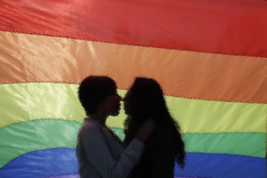 Gay and lesbian marriages rights articles
