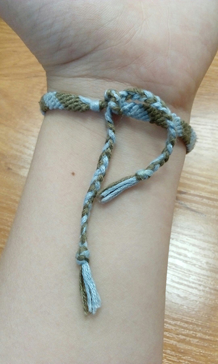 голубой и охрый