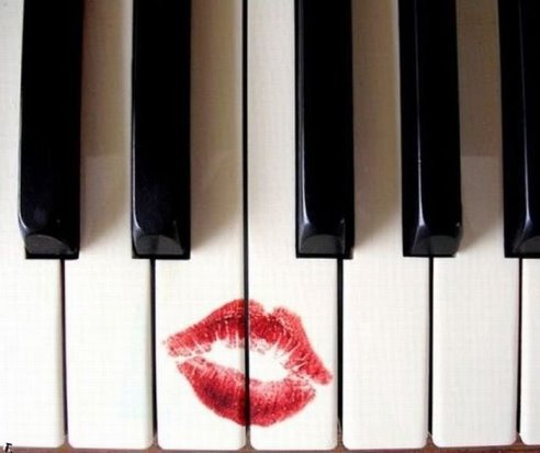 Первый поцелуй