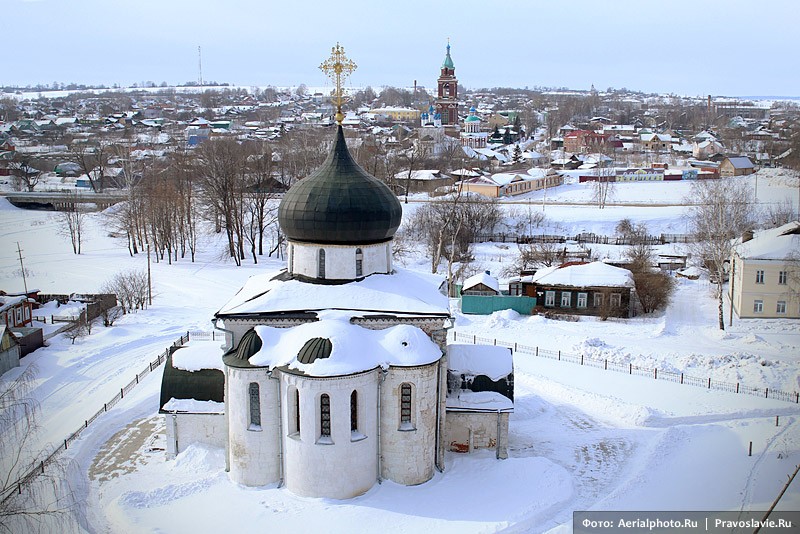 Зима среди весны!