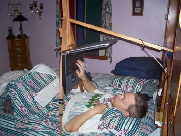 Толь заплакать, толь всплакнуть???