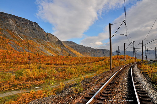 Расставаний запах на вокзалах