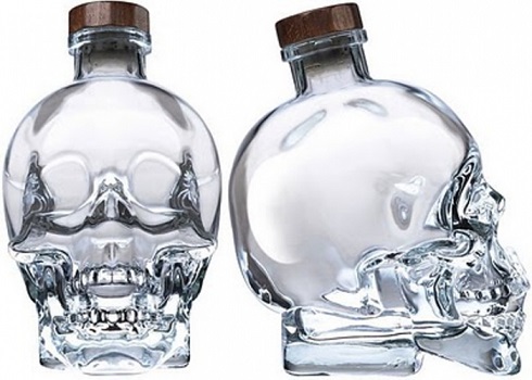 Аромат от водки бьёт...