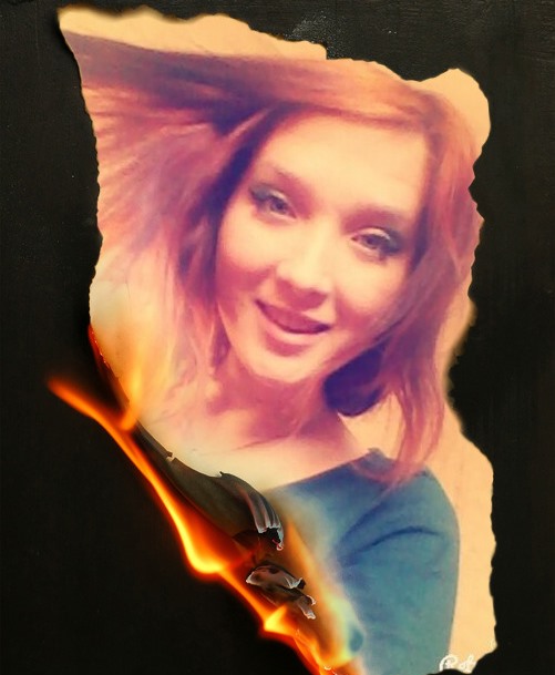 В душе моей огонь...