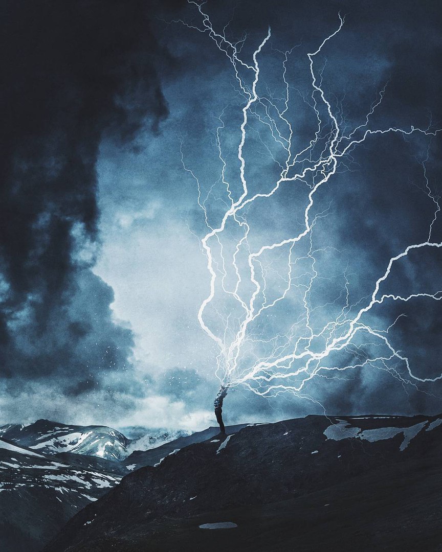 В их глазах