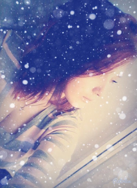 Белые ангелы с неба глядят...