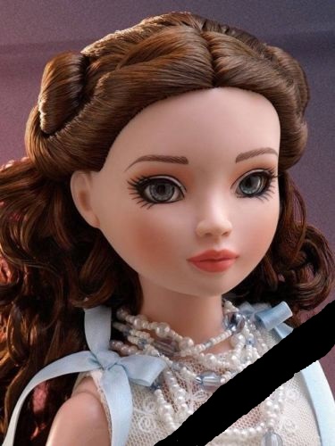 Хоронила куклу Любу