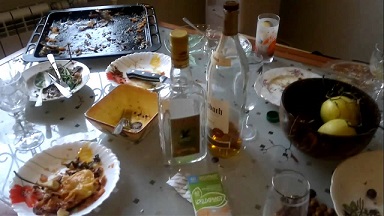 Праздник прошел, наступило похмелье...