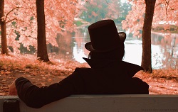 Молодые года...