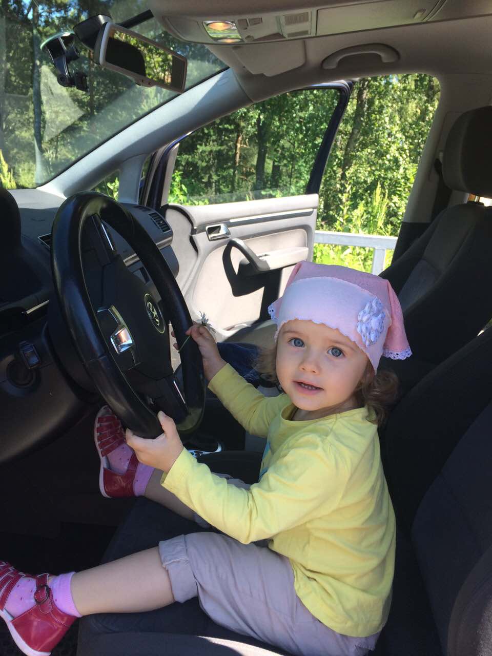 Непоседа, егоза