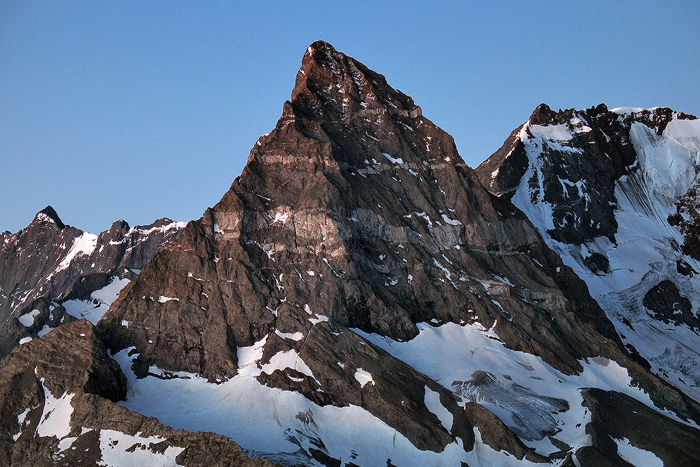 БелалАкаЯ..