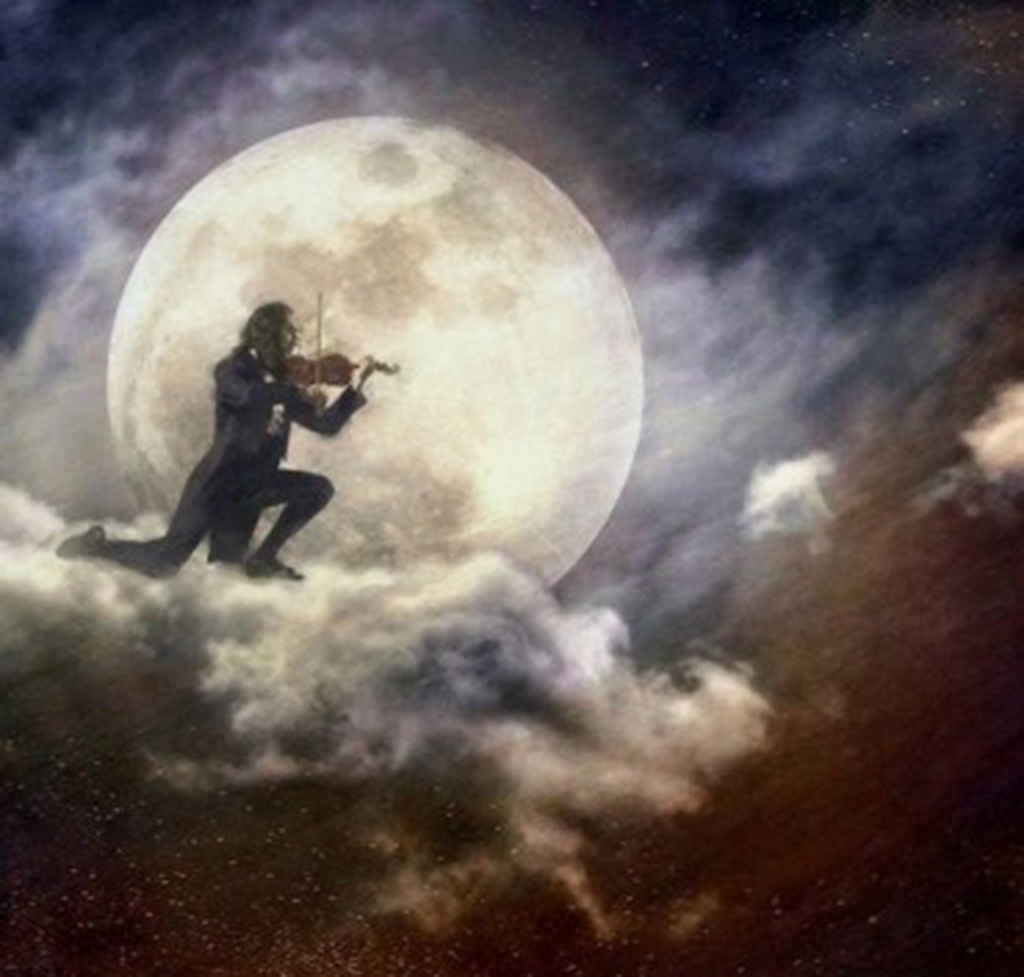 Песня душу крышу. Лунный Странник. Луна фон. Скрипач в ночи. Поэт Луна.