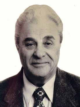 Ушедший Смотрится Отец...