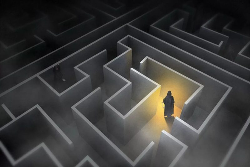 Мы ищем выход в лабиринте своих проблем