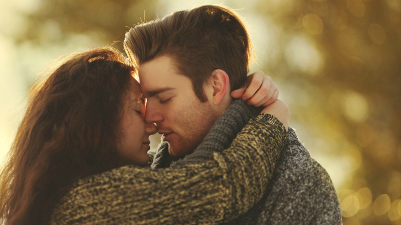 Обнимай меня