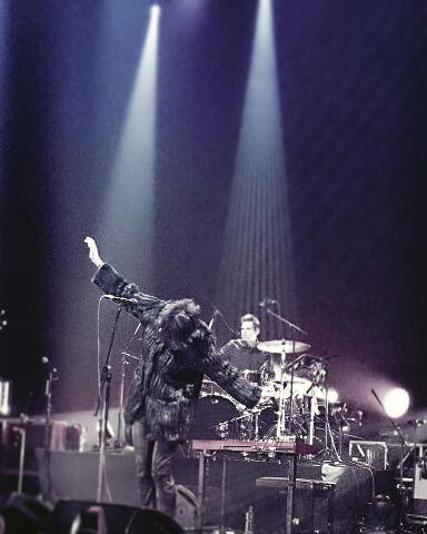 Ангел в чёрном - Посвящается Земфире