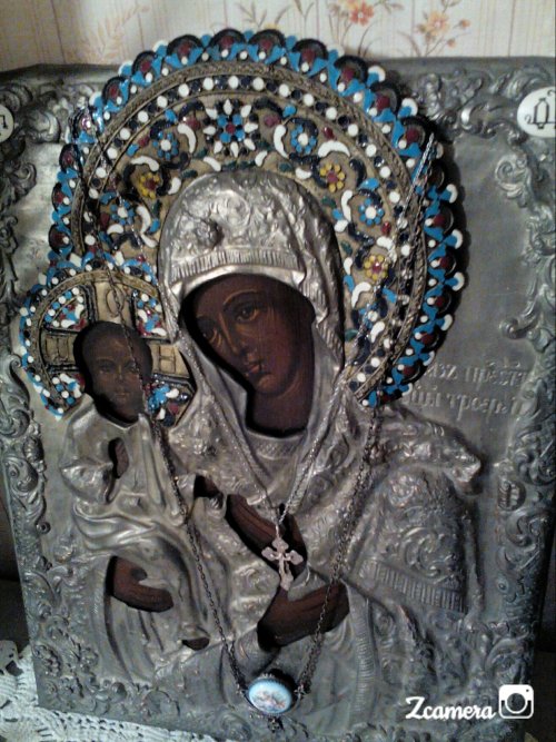 Я в обиду своих не даю...