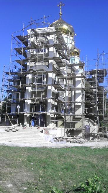 Воздвигли храм на пустыре