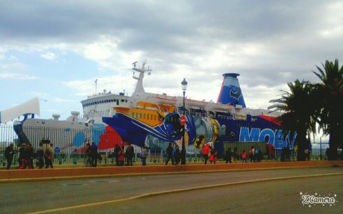 Бреду я с работы, мне не до чего...