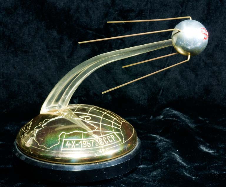 Мой первый спутник! Годовщине Первого Спутника