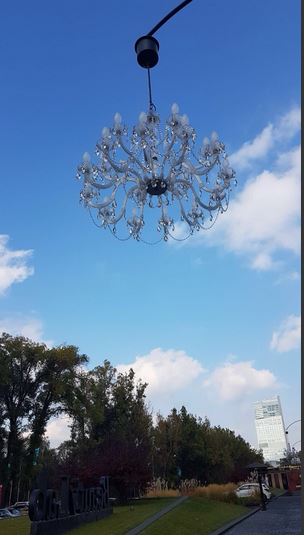 Улица хрустальных фонарей