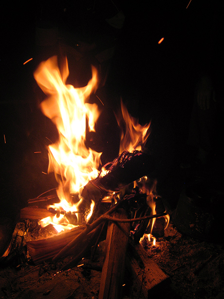 Глазами смеётся